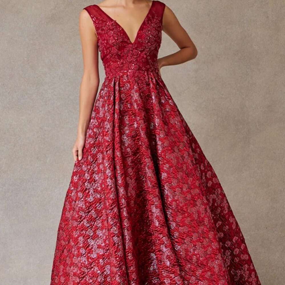 Burgundy Military Ball gown.Prom party bridesmaid mother of the bride dress